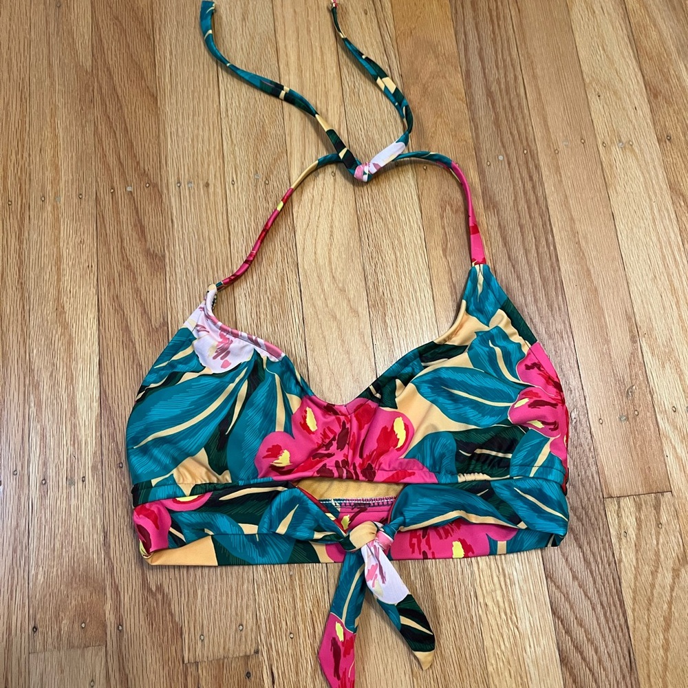 Bathing Suit top(Used once)